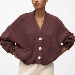 Babaa cardigan no22 black cherry